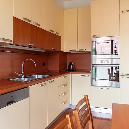 Apartment Youhosty - Cechov 21 Milan