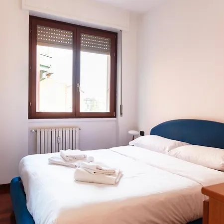 Youhosty - Cechov 21 * Milan